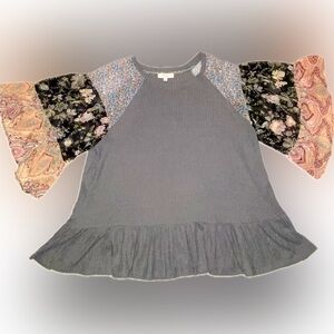Women's Gray Top with Floral Sleeves
